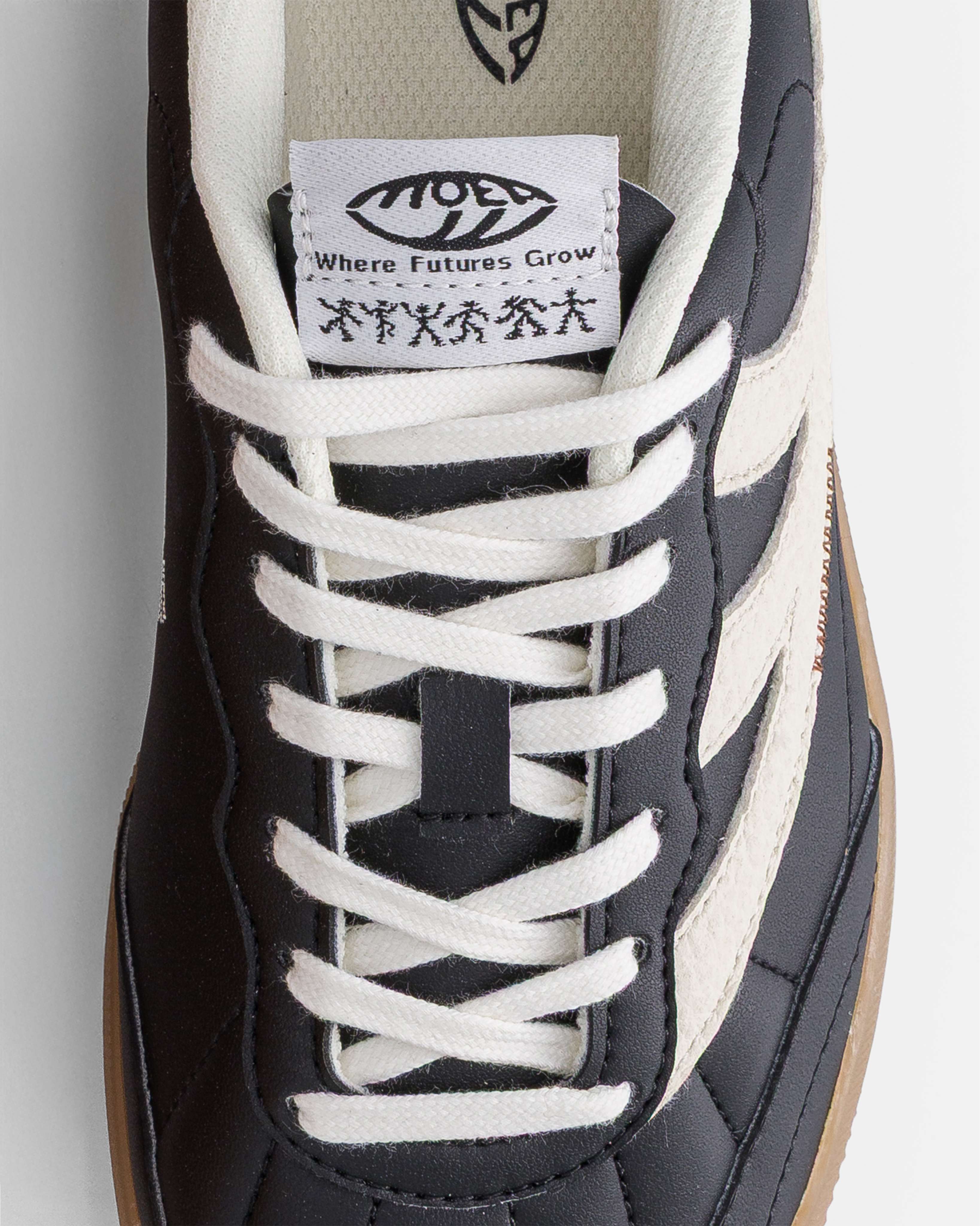 Flow - Black & White - Mushroom - Image 7